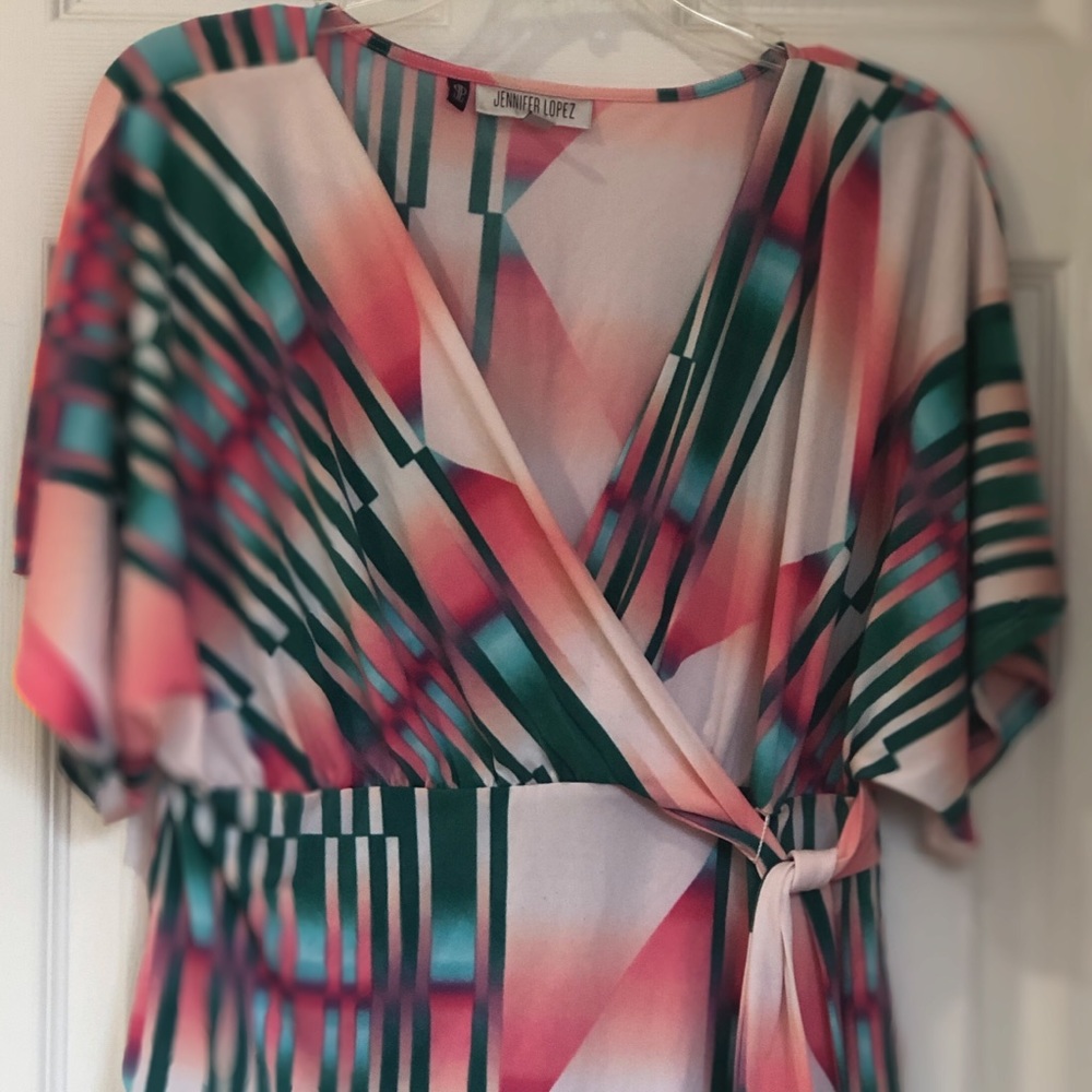 Jennifer Lopez geometric print blouse